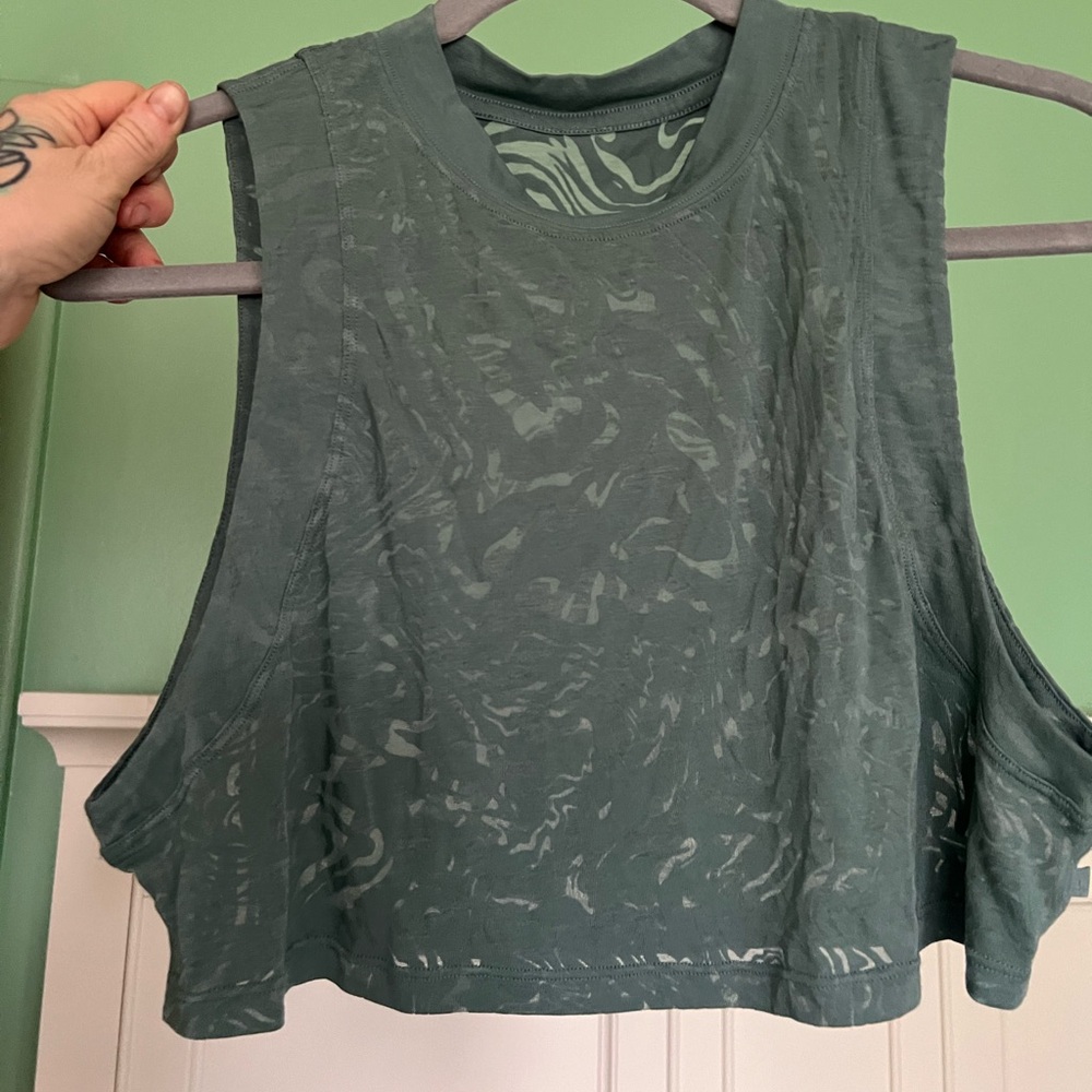 Lululemon transparent printed crop tank top
